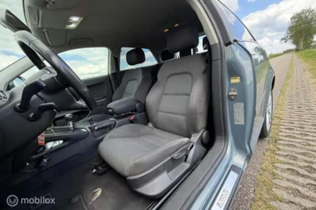 Audi A3 (2010) thumbnail 13