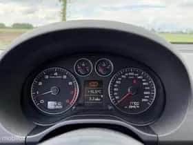 Audi A3 (2010) thumbnail 15