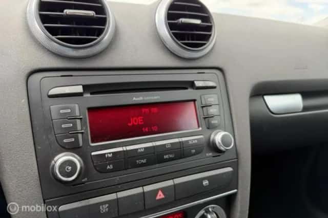 Audi A3 (2010) thumbnail 18