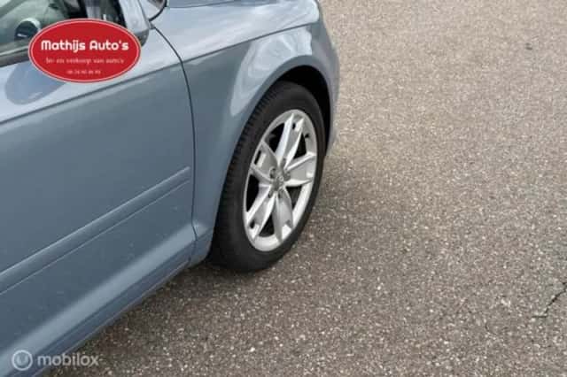 Audi A3 (2010) thumbnail 9