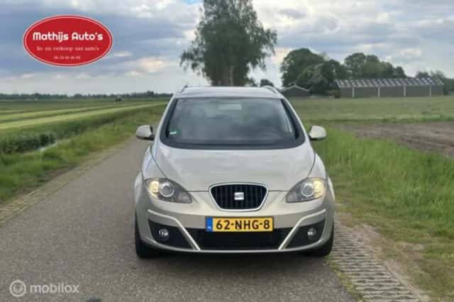 SEAT Altea (2010) thumbnail 2