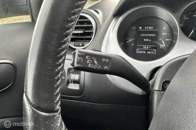 SEAT Altea (2010) thumbnail 15