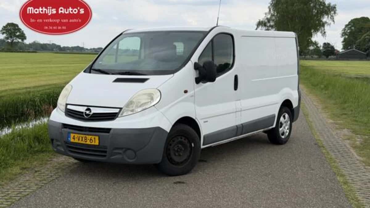 Opel Vivaro (2012) — foto 1