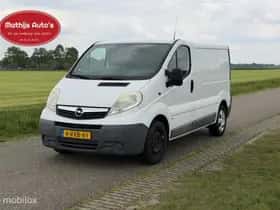 Opel Vivaro (2012) thumbnail 4