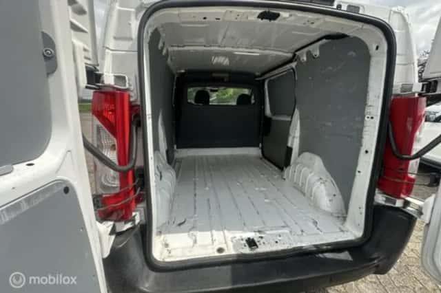 Citroën Jumpy (2015) thumbnail 11