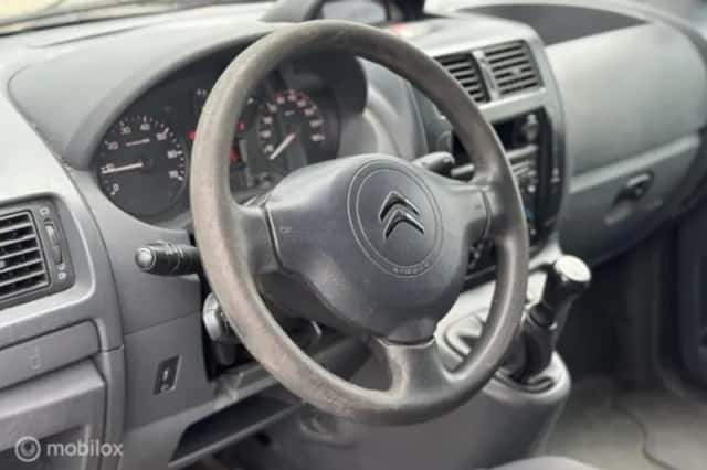 Citroën Jumpy (2015) thumbnail 13