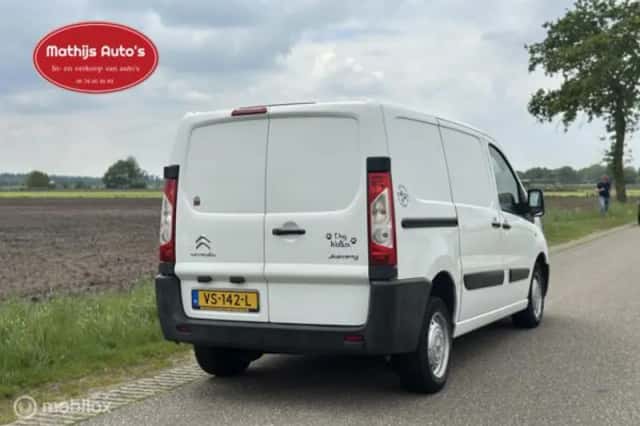 Citroën Jumpy (2015) thumbnail 4