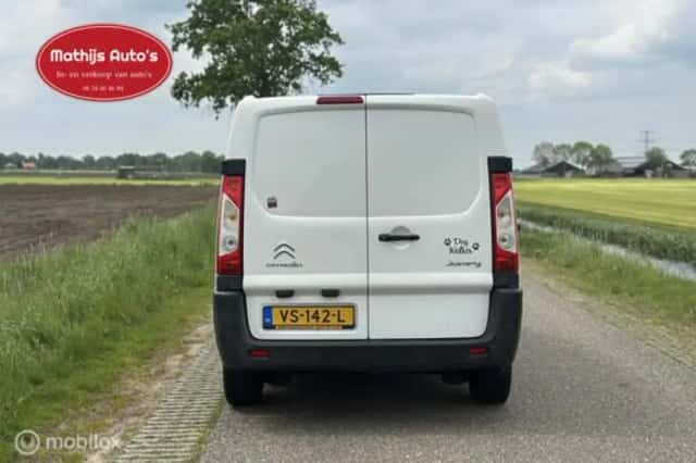 Citroën Jumpy (2015) thumbnail 9