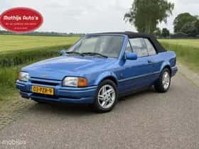 Ford Escort (2011) thumbnail 2