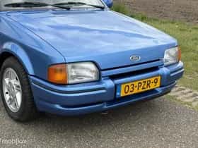 Ford Escort (2011) thumbnail 11