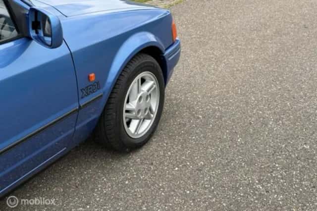 Ford Escort (2011) thumbnail 13