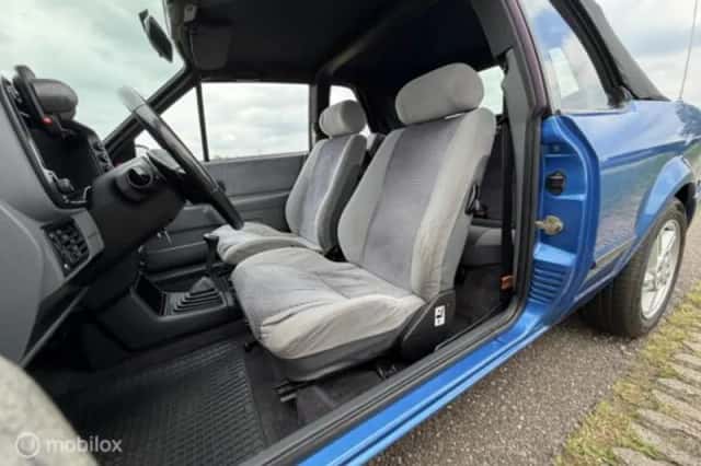 Ford Escort (2011) thumbnail 24