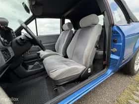 Ford Escort (2011) thumbnail 24