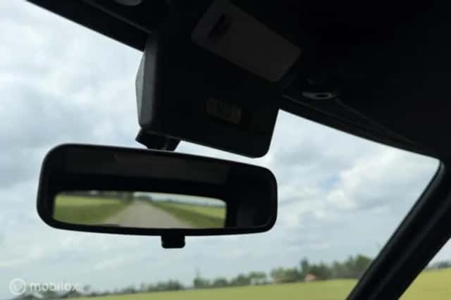 Ford Escort (2011) thumbnail 25