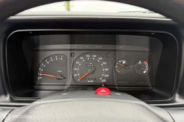 Ford Escort (2011) thumbnail 28