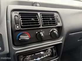 Ford Escort (2011) thumbnail 30