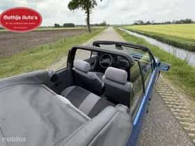 Ford Escort (2011) thumbnail 5