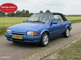 Ford Escort (2011) thumbnail 9