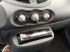 Renault Twingo (2009) thumbnail 16