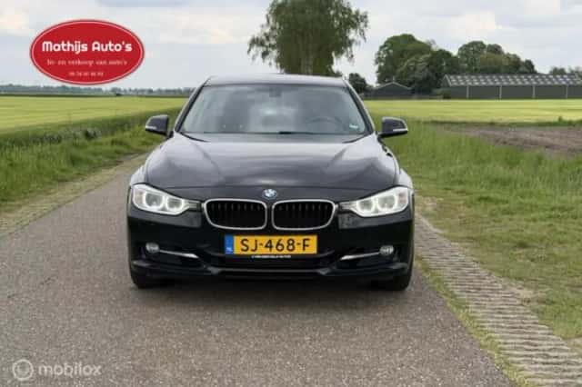 BMW 3-Serie (2018) thumbnail 2