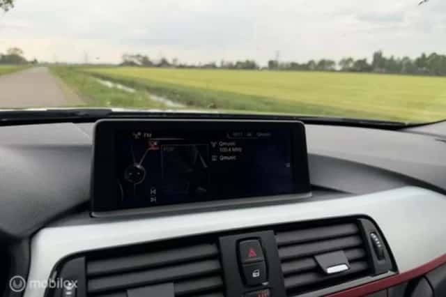 BMW 3-Serie (2018) thumbnail 16