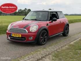 MINI Mini (2022) thumbnail 4