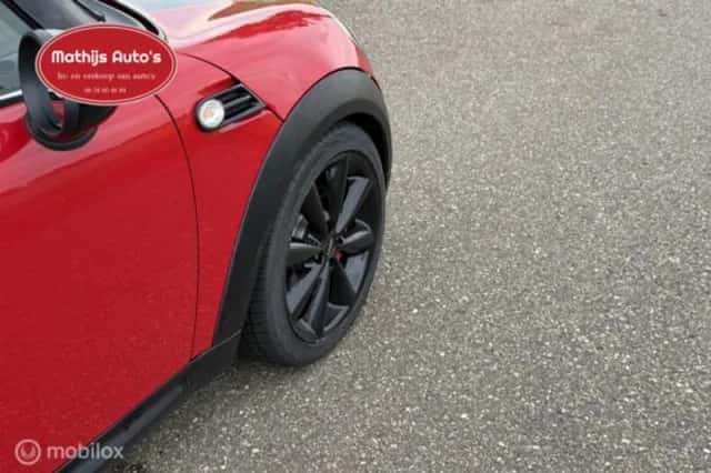 MINI Mini (2011) thumbnail 5
