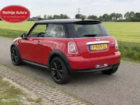 MINI Mini (2022) thumbnail 8