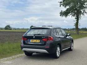 BMW X1 (2010) thumbnail 15