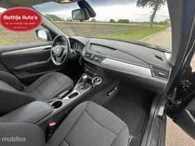 BMW X1 (2010) thumbnail 10