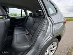 BMW X1 (2018) thumbnail 11