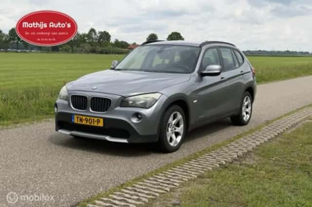 BMW X1 (2018) thumbnail 3