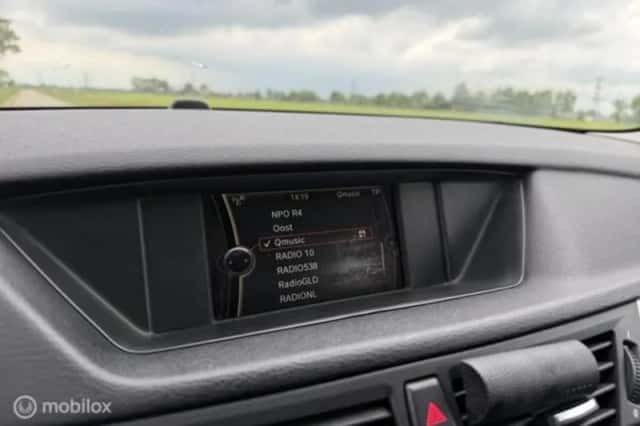 BMW X1 (2018) thumbnail 23