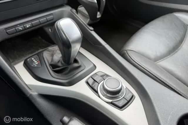 BMW X1 (2018) thumbnail 24