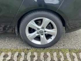 Opel Zafira (2012) thumbnail 12