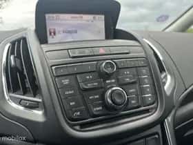Opel Zafira (2012) thumbnail 17