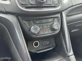 Opel Zafira (2012) thumbnail 18
