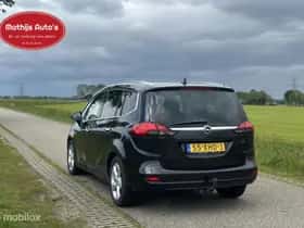 Opel Zafira (2012) thumbnail 8