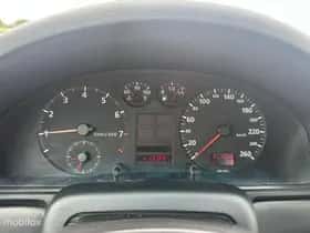 Audi A4 (1997) thumbnail 18