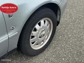 Audi A4 (1997) thumbnail 8