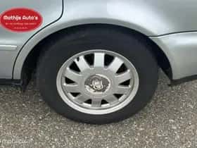 Audi A4 (1997) thumbnail 9