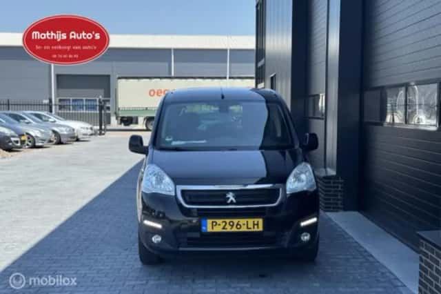 Peugeot Partner (2017) thumbnail 4