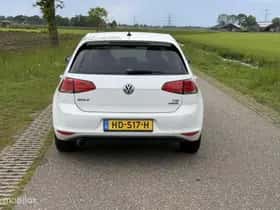 Volkswagen Golf (2015) thumbnail 12