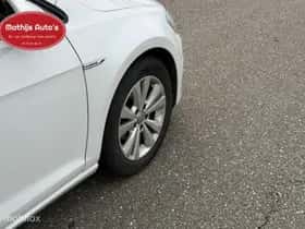 Volkswagen Golf (2015) thumbnail 6