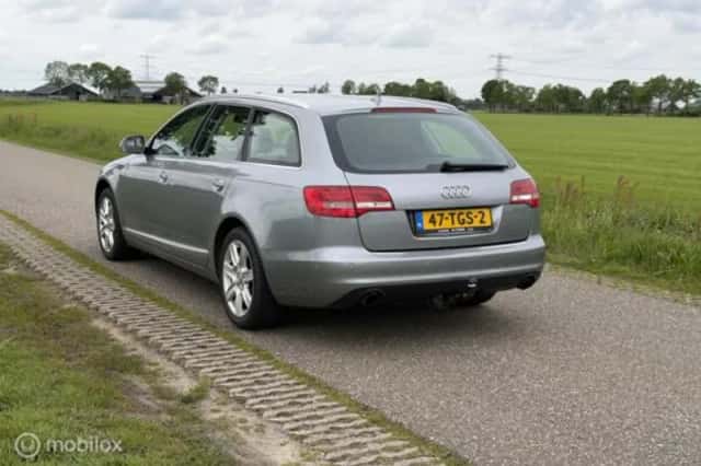 Audi A6 (2012) thumbnail 11