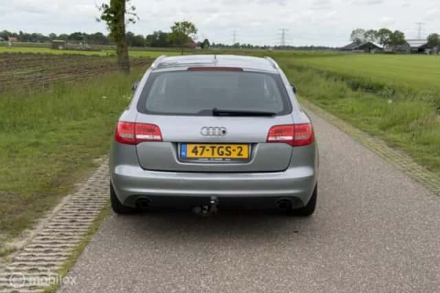 Audi A6 (2012) thumbnail 12