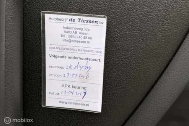 Audi A6 (2012) thumbnail 14