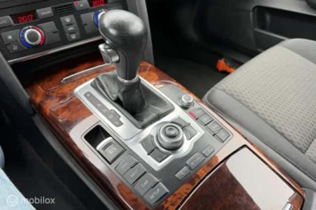Audi A6 (2012) thumbnail 20