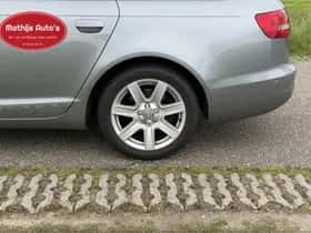 Audi A6 (2012) thumbnail 10