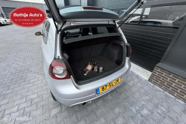 Volkswagen Golf (2006) thumbnail 9